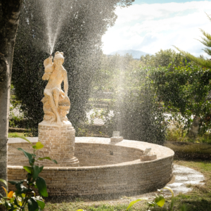 dettaglio case di riposo giardini esterni casaraggiodisole